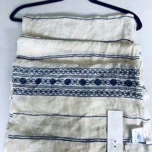 TORY BURCH wrap/ shawl/ scarf